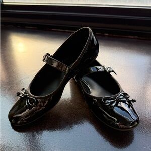 Black Patent Leather Mary Jane Ballet Flats